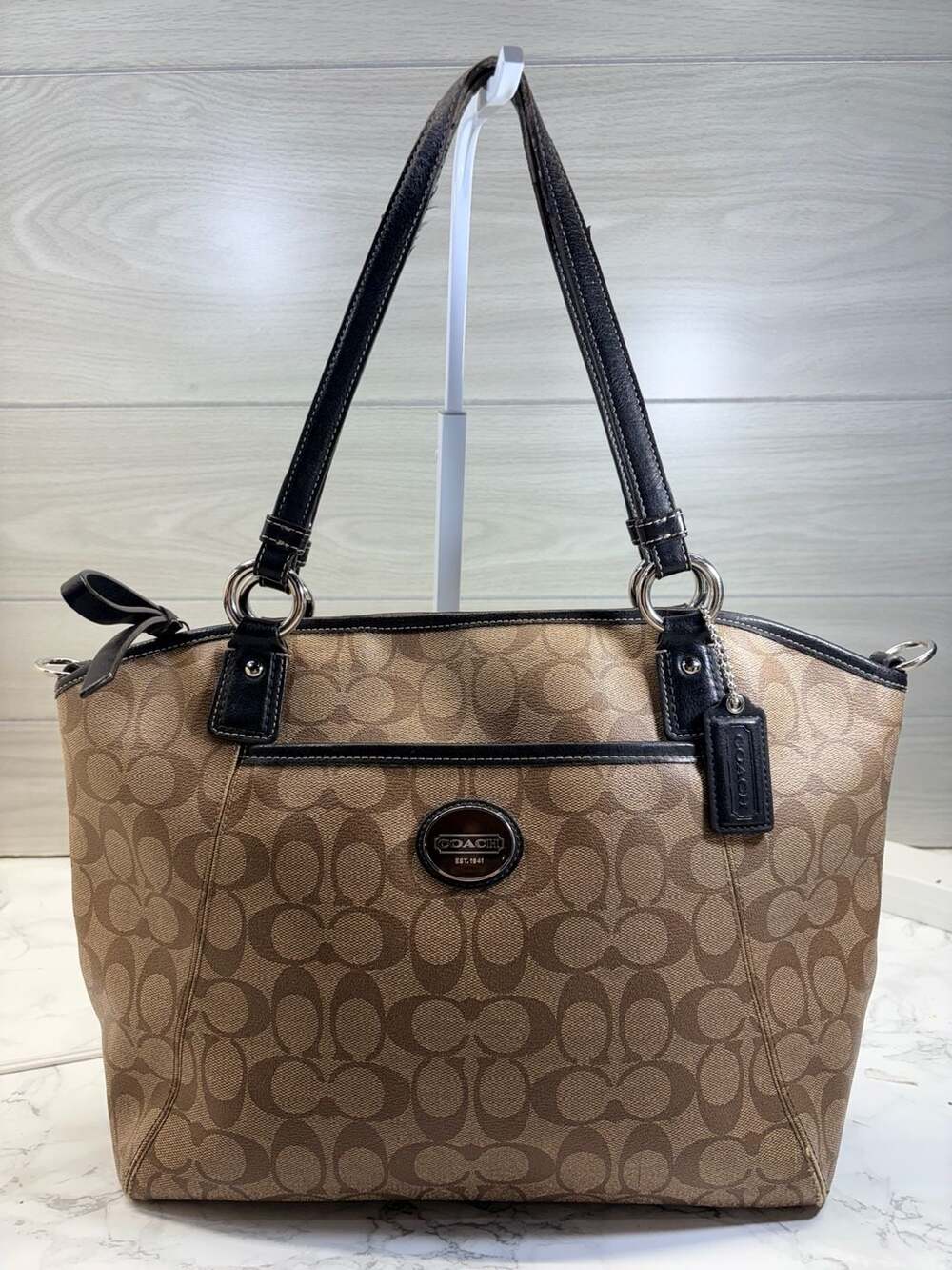 Coach Peyton Signature Shoulder Tote Bag Tan Brown